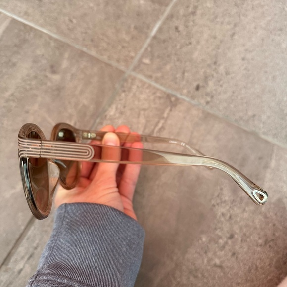 Chloe Women's Sunglasses - Picture 4 of 12